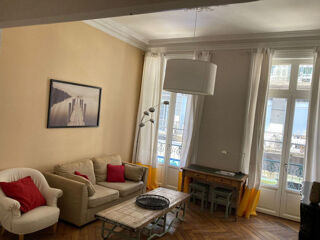  Appartement à louer 2 pièces 42 m²