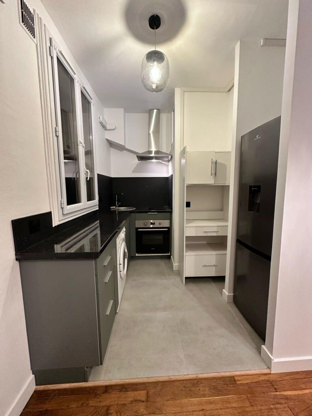 Location Appartement Charmant 2P traversant 36m² meublé et rénové Courbevoie