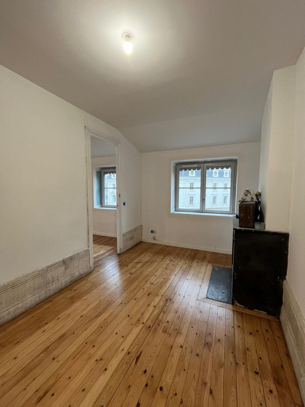 Location Appartement Vieux Lyon 4 pièces 100% rénové meublé 80 m² 2 Chr Lyon 5