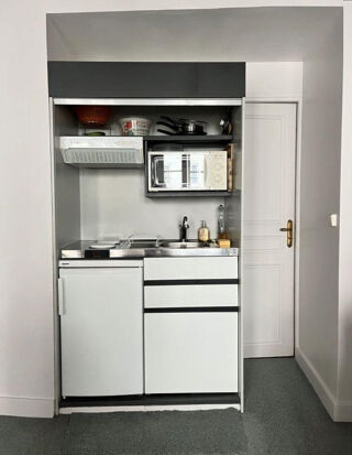 Appartement à louer 1 pièce 25 m²