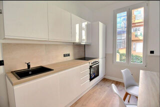  Appartement à louer 2 pièces 39 m²