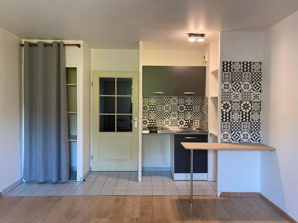 Location Appartement Studio 31m2 Dammarie-les-lys