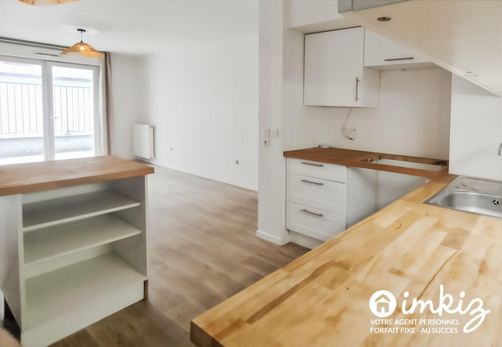 Stains  2P rénové, terrasse et jardin privatifs
