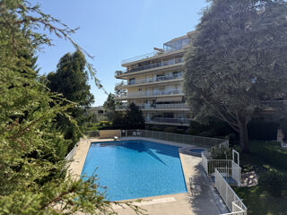  Appartement � vendre 4 pi�ces  Nice