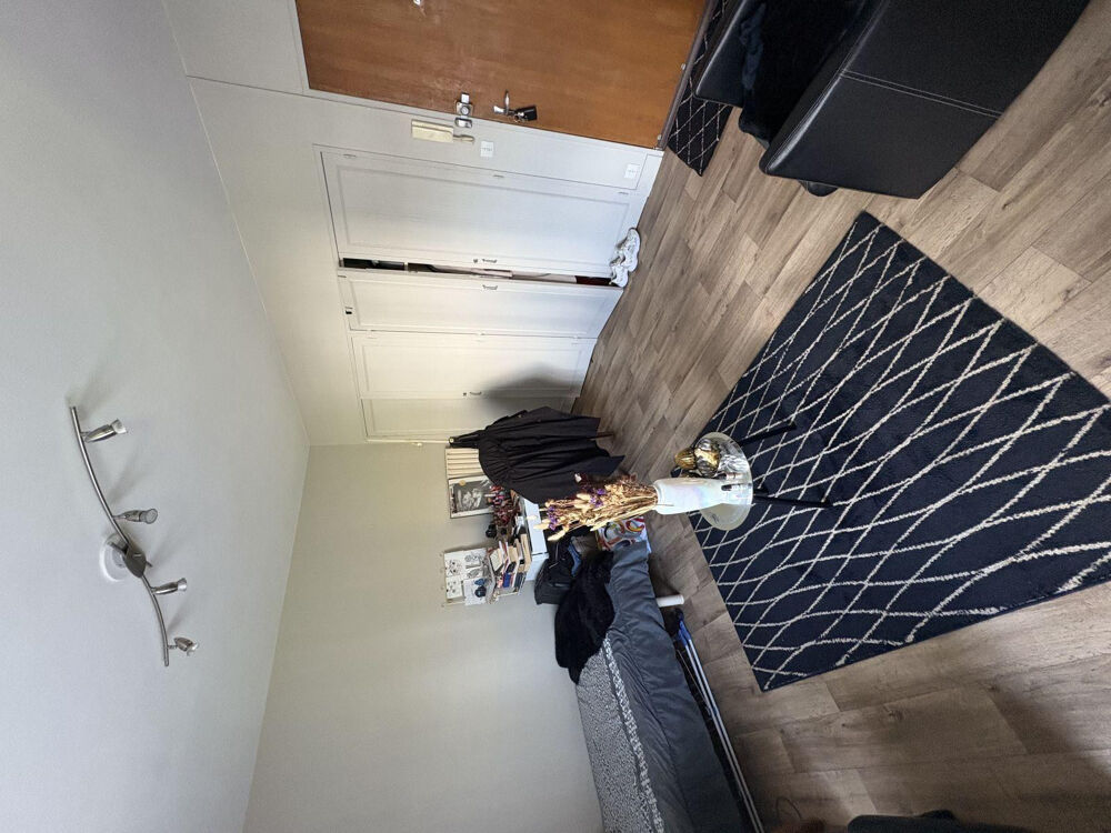 Location Appartement Studio meublé lumineux 27m2 Laval