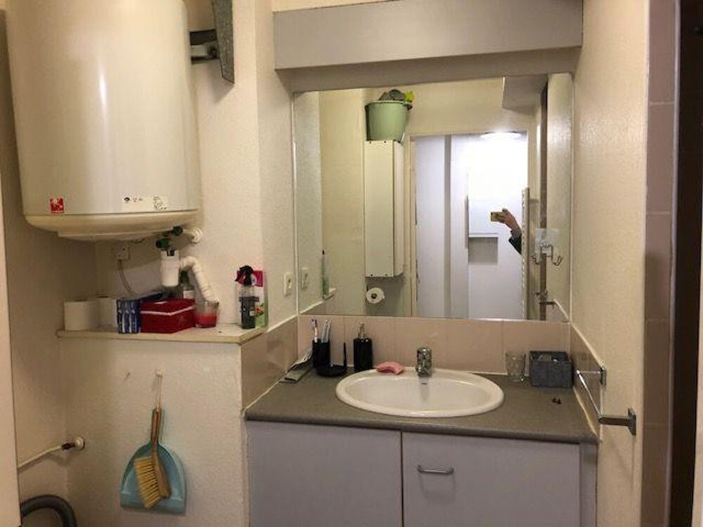 Location Appartement Studio meublé 19m2 quais du Rhône Lyon 7
