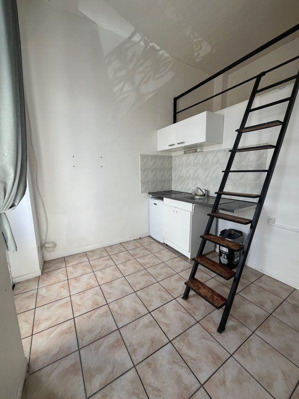 Location Appartement T1 bis - Place Nansouty Bordeaux