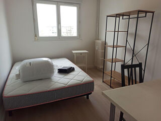 Appartement à louer 5 pièces 73 m²