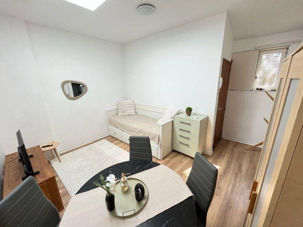 Location Appartement Beau studio meublé 25 m² Étudiant Nantes