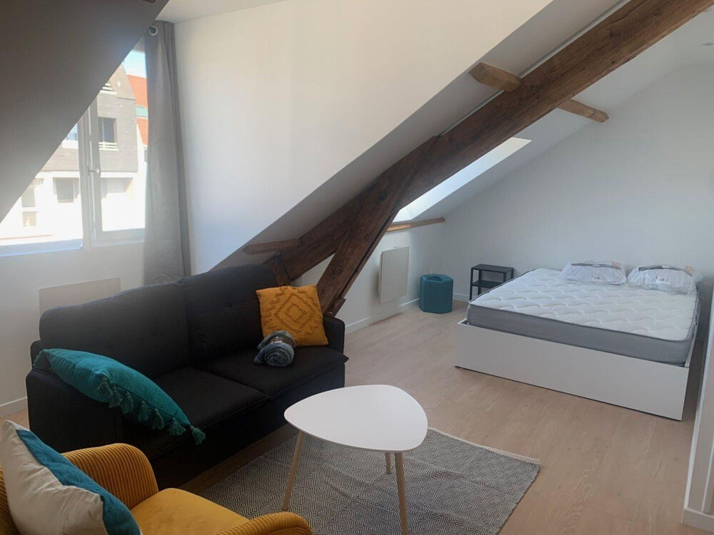Location Appartement Beau studio entièrement meublé 22m² refait à neuf Lille