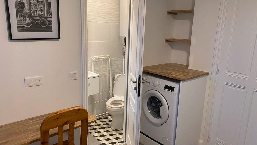 Location Appartement Studio meublé - Square Clignancourt - Montmartre Paris 18