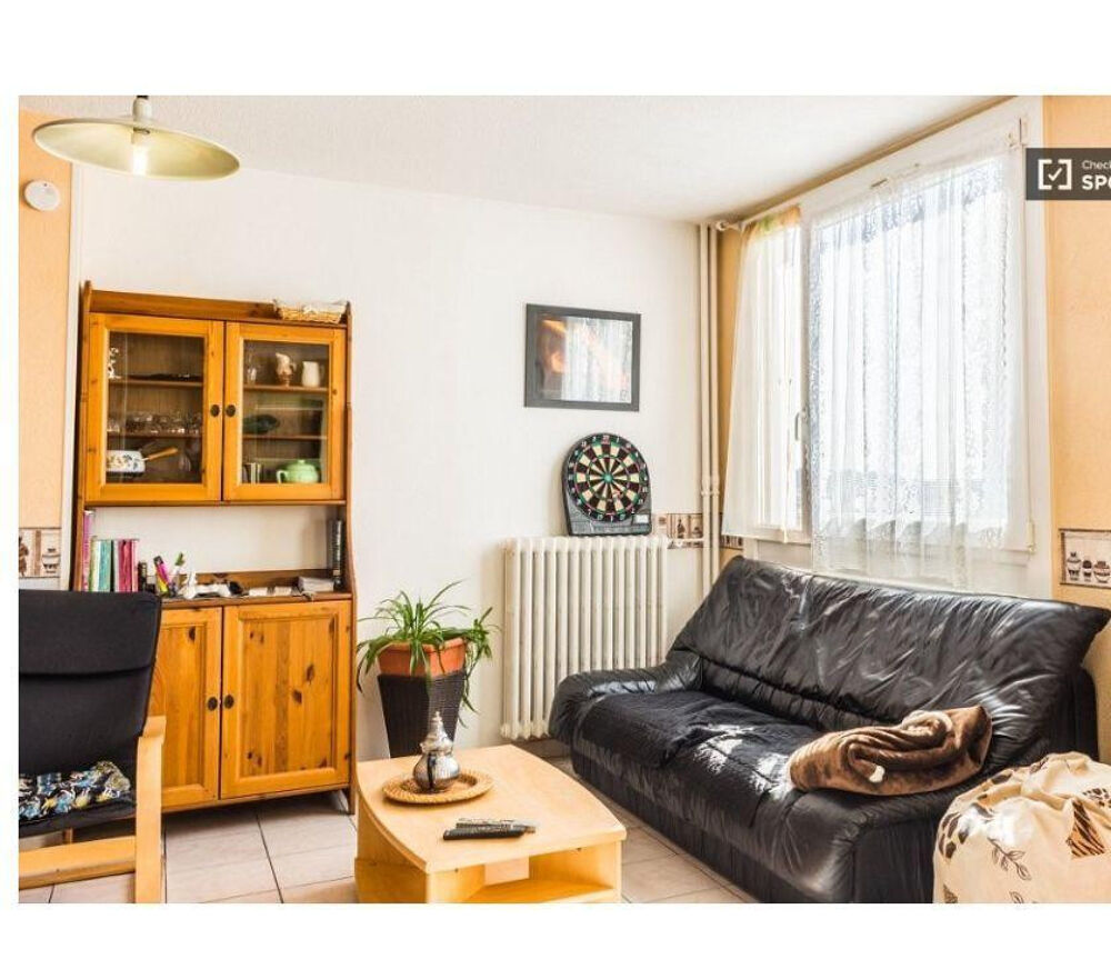 Location Appartement Chambres meublées coloc Lyon 8   Tram T4 et T6 Lyon 8