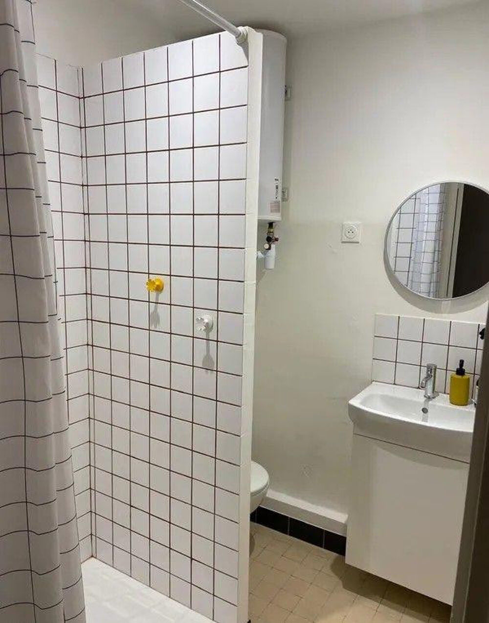 Location Appartement Beau studio meublé de 18m² Marseille 1