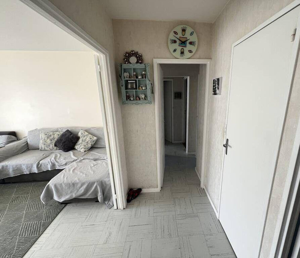 Location meublée appartement 3P 65 m² Asnières
