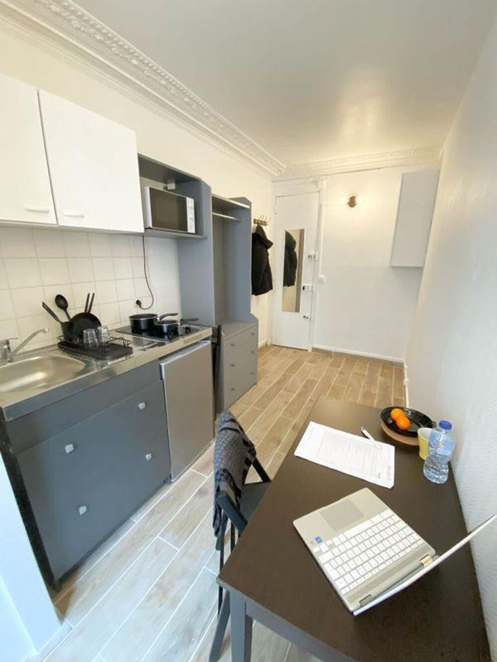 Location Appartement PARIS 9 - MARTYRS - Studette meublée Paris 9