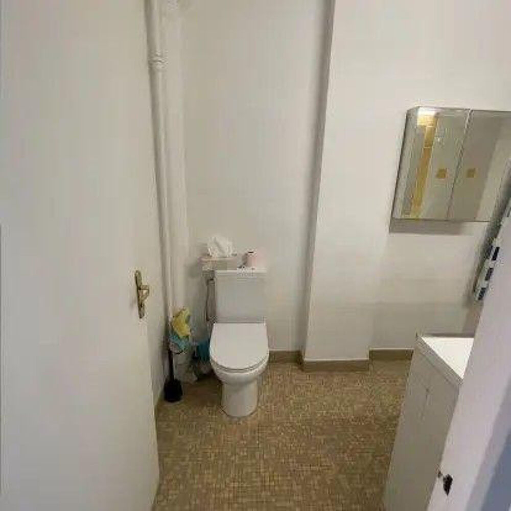 Location Appartement Beau studio meublé 32m² avec balcon Paris 14