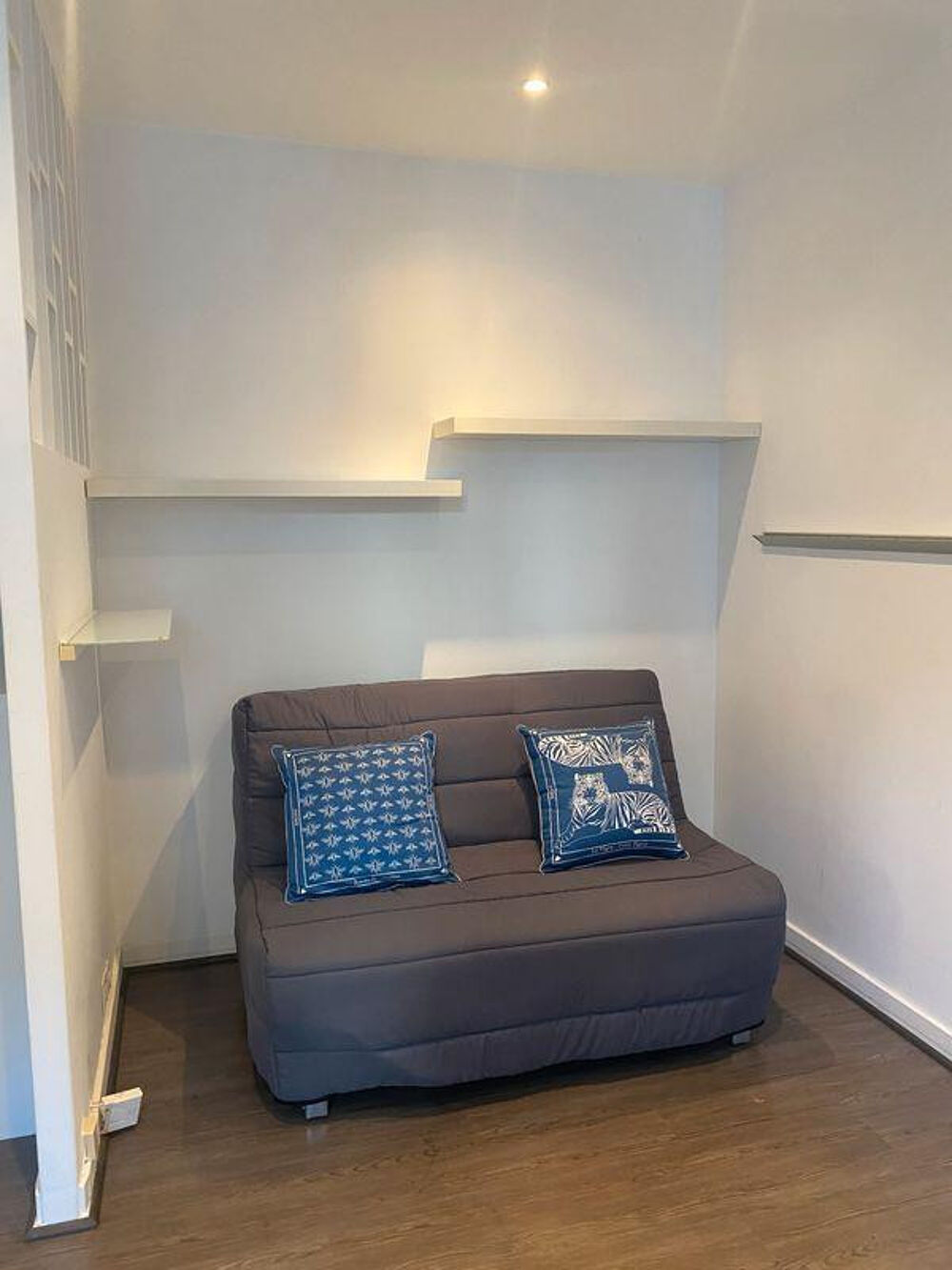 Location Appartement A louer studio meublé Lamarck Caulaincourt Paris 18