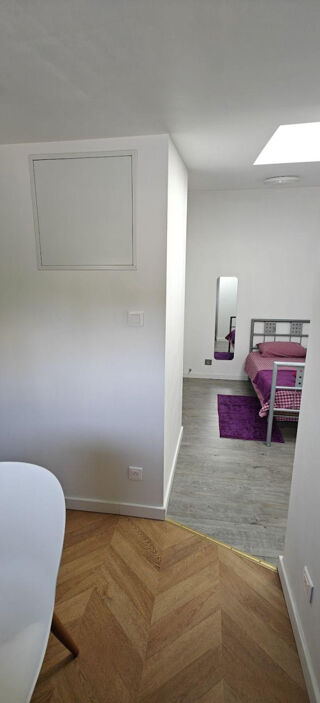  Appartement à louer 3 pièces 110 m²