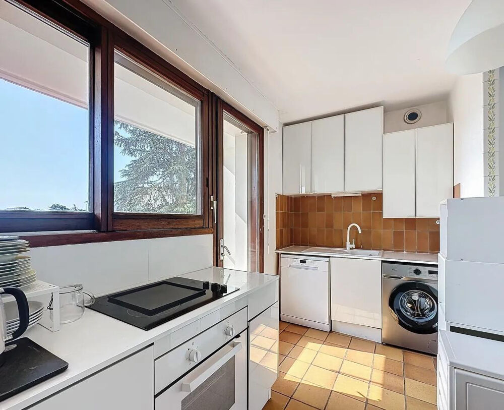 Location Appartement Proche Facs de Médecine Chambre meublée 14 m 2 Lyon 8