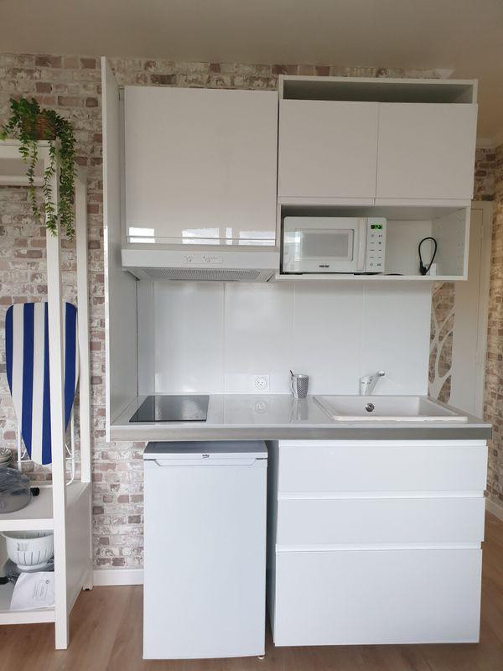 Location Appartement Beau studio meublé et rénové 18m² + parking Montpellier