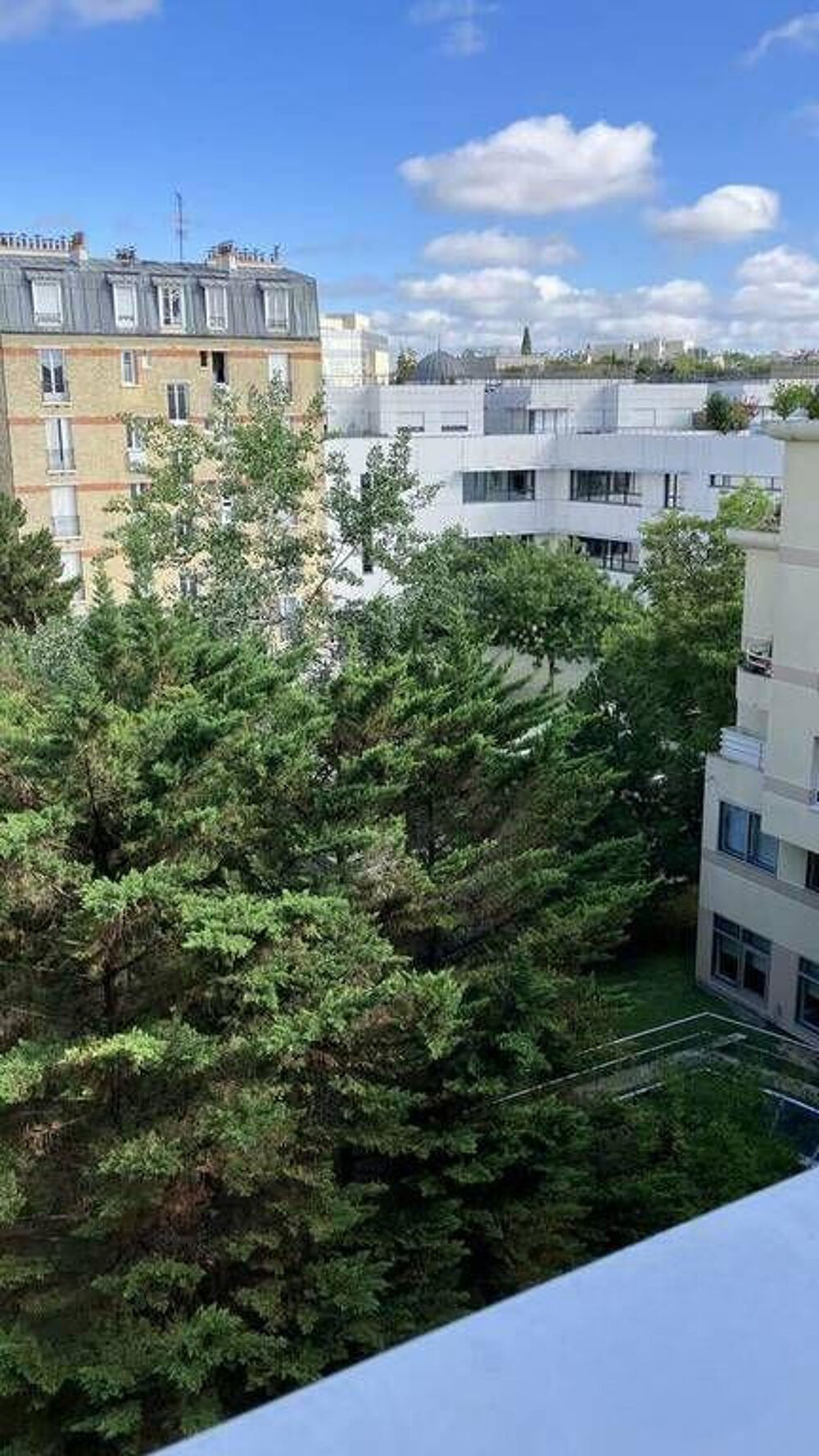 Location Appartement Studio 35 m² lumineux bien desservi Levallois-perret