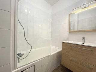  Appartement à louer 2 pièces 45 m²