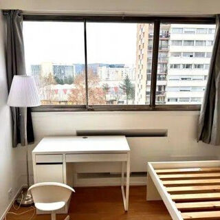  Appartement à louer 1 pièce 94 m²