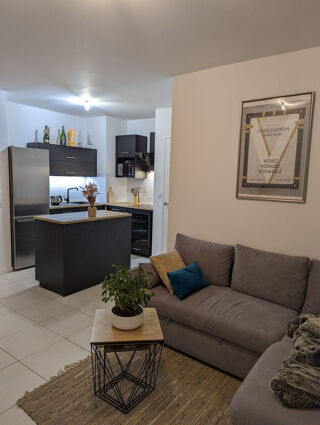  Appartement à louer 3 pièces 56 m²