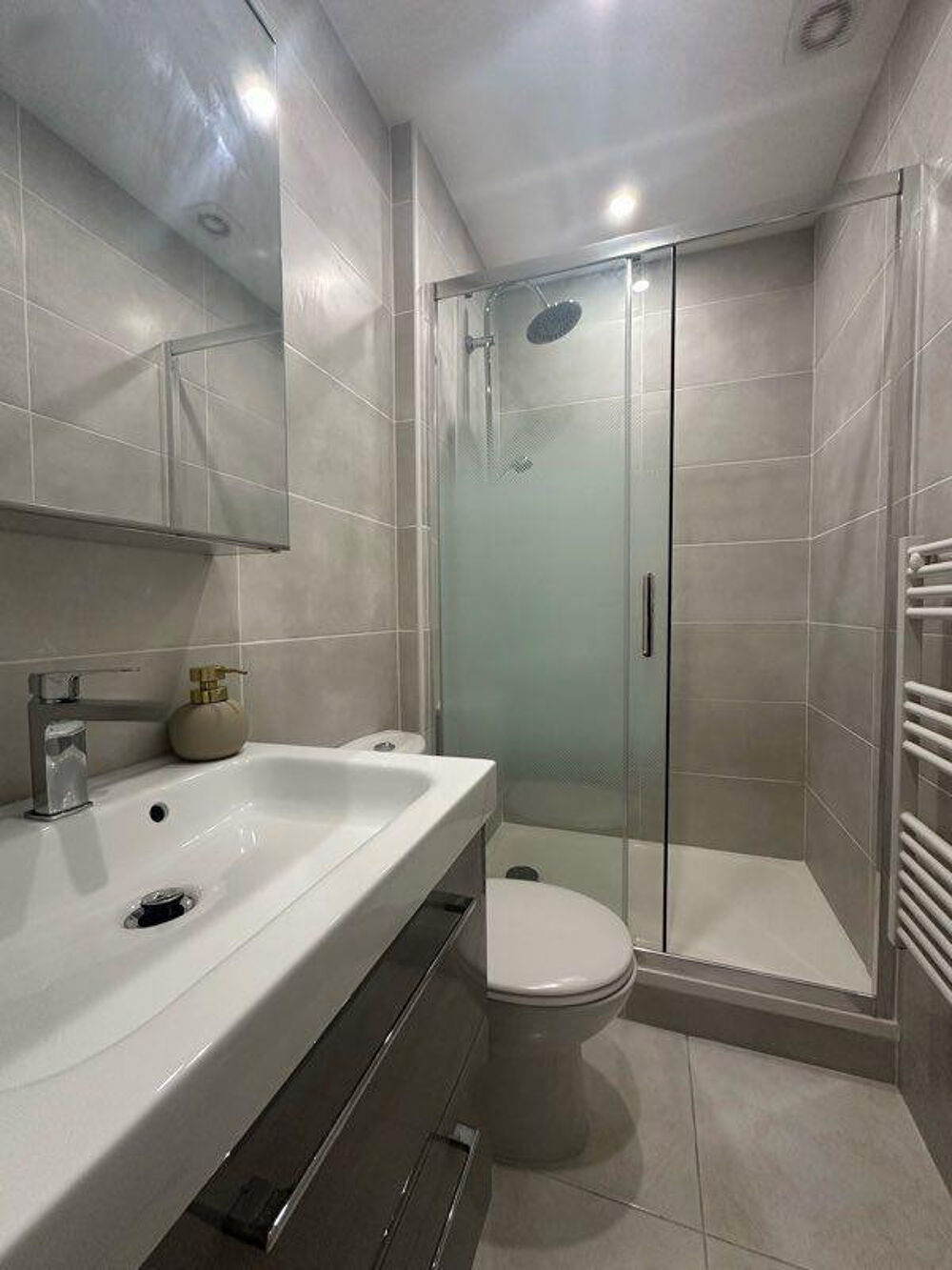Location Appartement T2 à louer Ivry Sur Seine Ivry-sur-seine