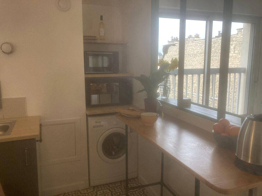 Location Appartement Beau studio 39M2 Meublé ALIGRE CALME ET LUMINEUX Paris 12