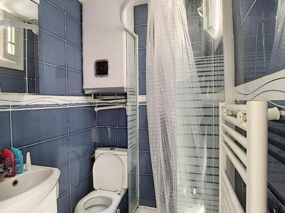 Location Appartement Studio 100m des Buttes Chaumont Paris 19