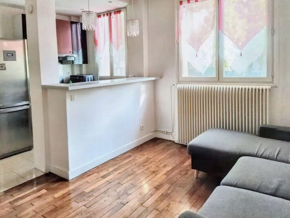 Location Appartement Un appartement lumineux dans un quartier agréable Paris 20