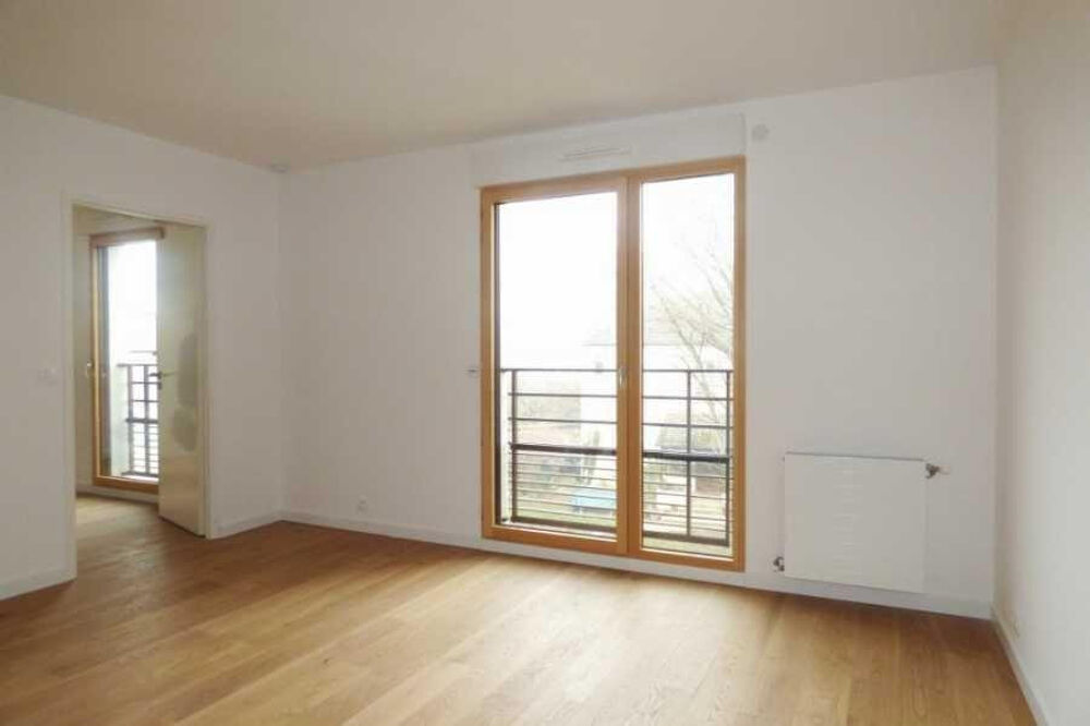 T2 à Charenton-le-Pont neuf et balcon