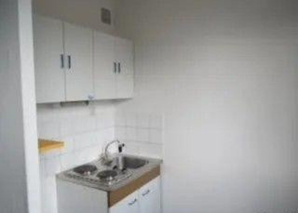 Location Appartement Beau studio 26m² Nancy