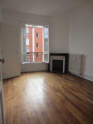  Appartement à louer 2 pièces 43 m²