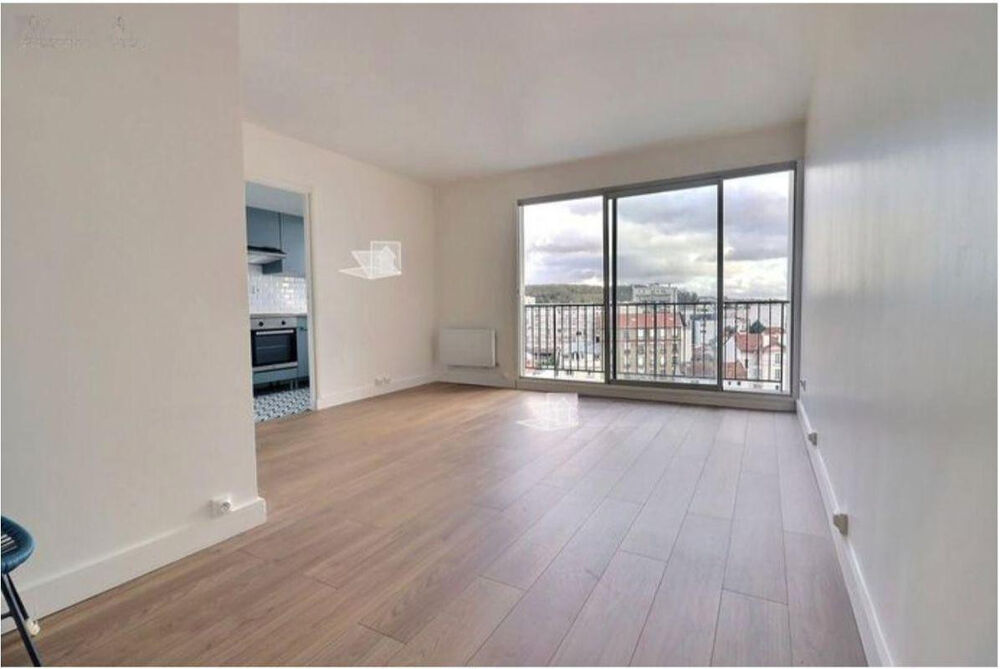Location Appartement Beau studio 30m² avec balcon et parking Montreuil