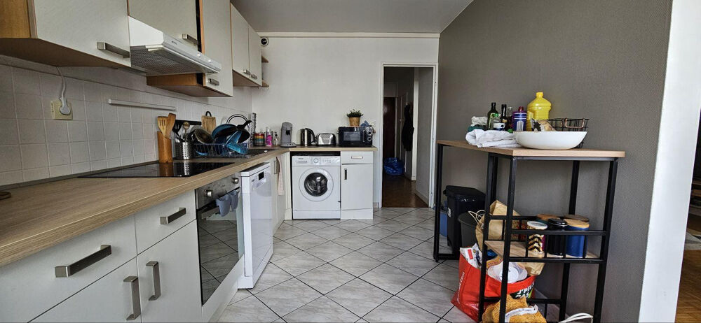 Location Appartement Charmante chambre en colocation - Villeurbanne Villeurbanne
