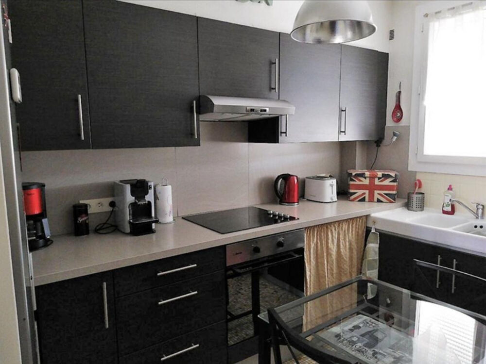 Location Appartement T4 refait à neuf, proche du centre ville Troyes