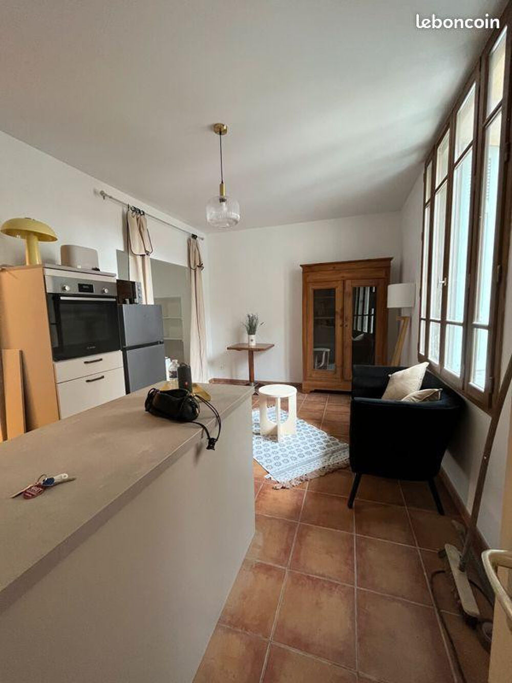 Location Appartement T1 LUMINEUX A DEUX PAS DE LA TOUR LUMA Arles