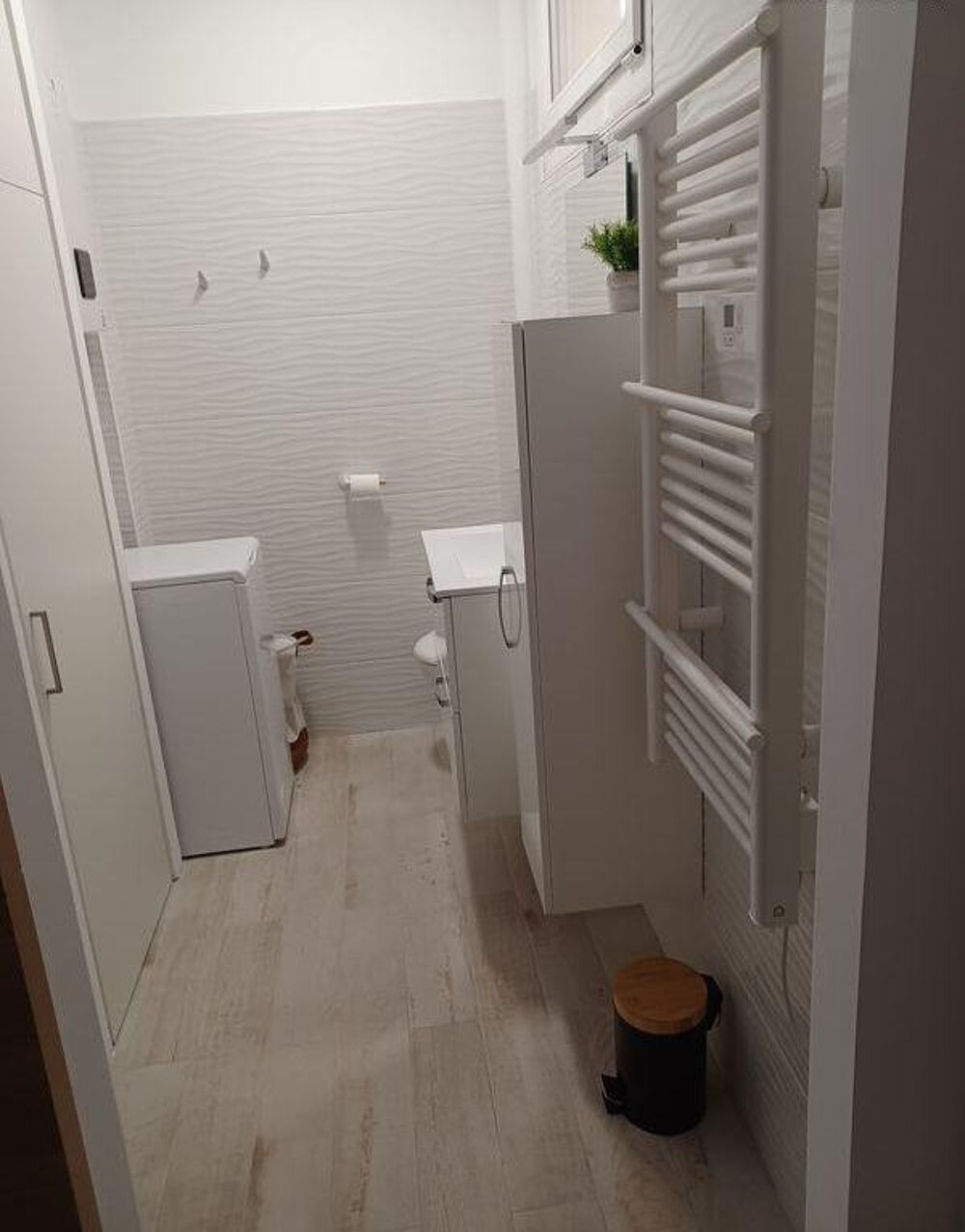 Location Appartement Beau 2P meublé 36m² entièrement rénové avec balcon Toulon