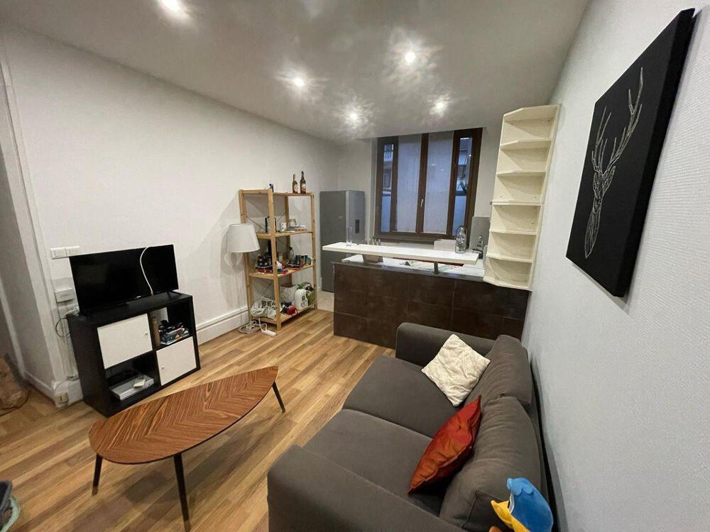 Location Appartement Appartement, 42m², 890€ - Lyon Lyon 1