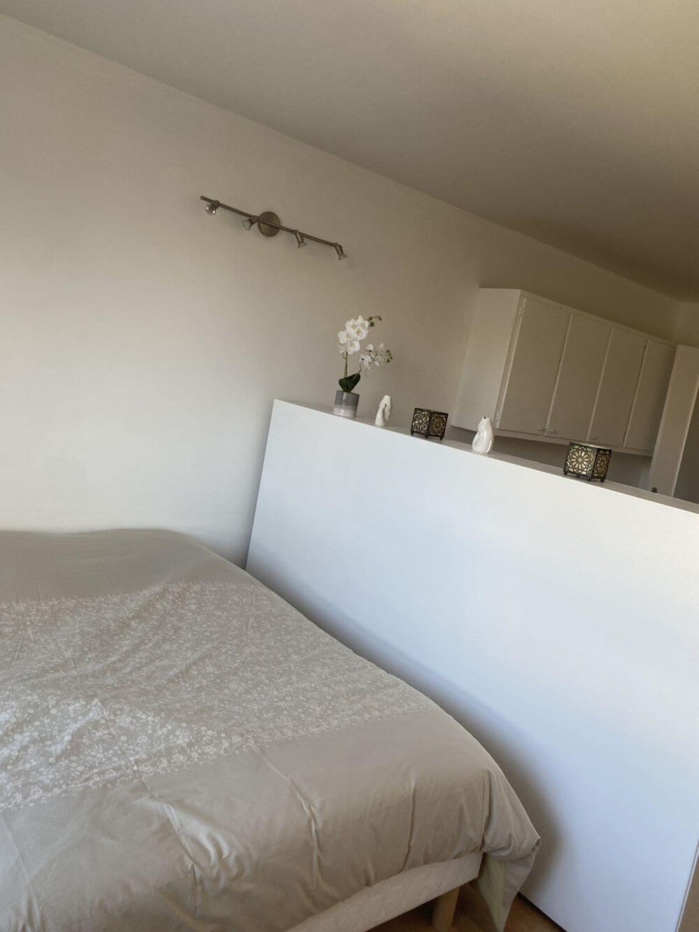 Location Appartement Grand studio en plein centre-ville Puteaux