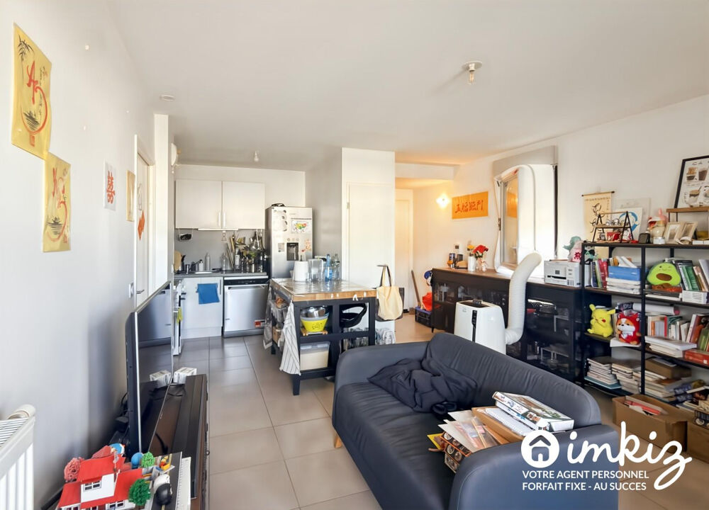 T2 récent avec balcon et parking  Loué