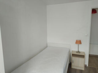  Appartement à louer 1 pièce 92 m²