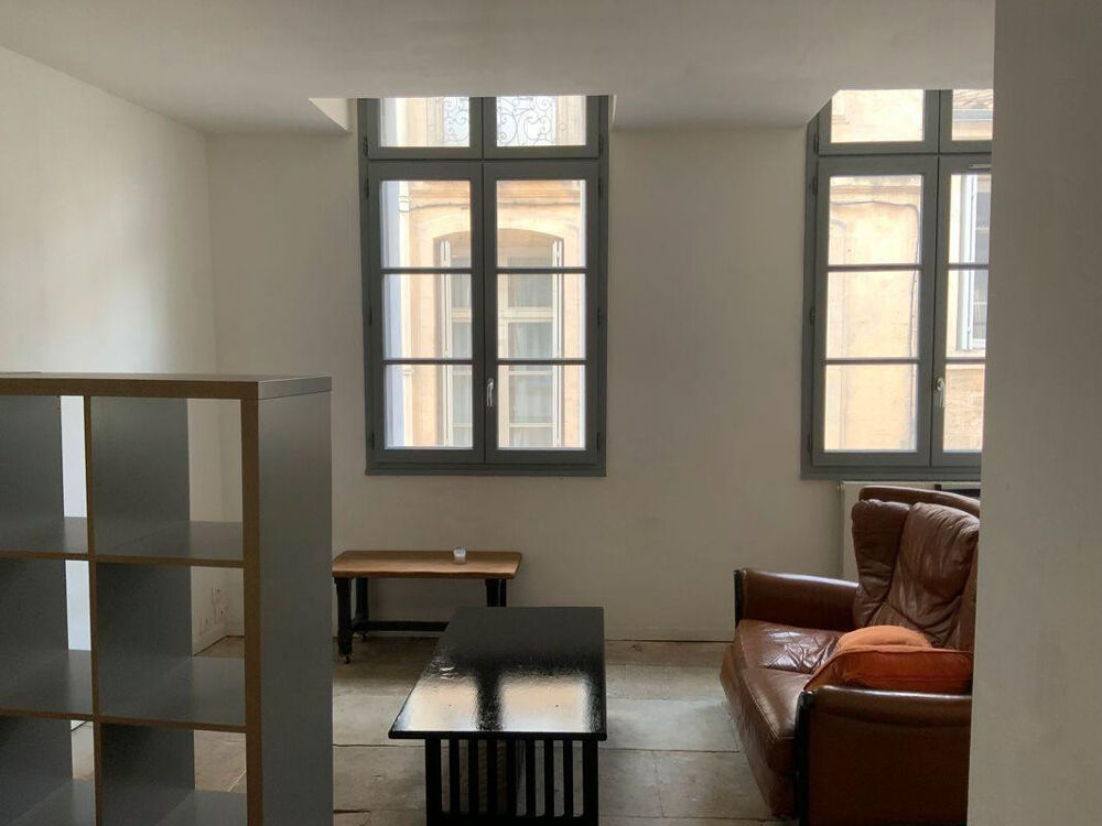 Location Appartement T2 de 40 m carrés centre historique Montpellier