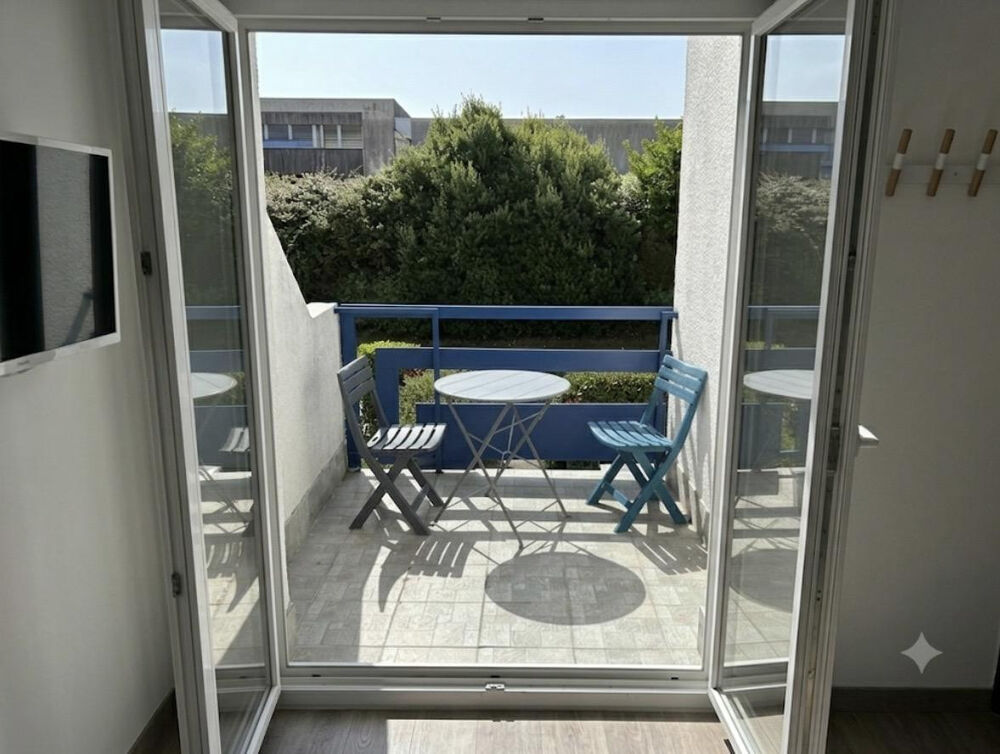 Appartement meublé 37 m2 -les sables blancs