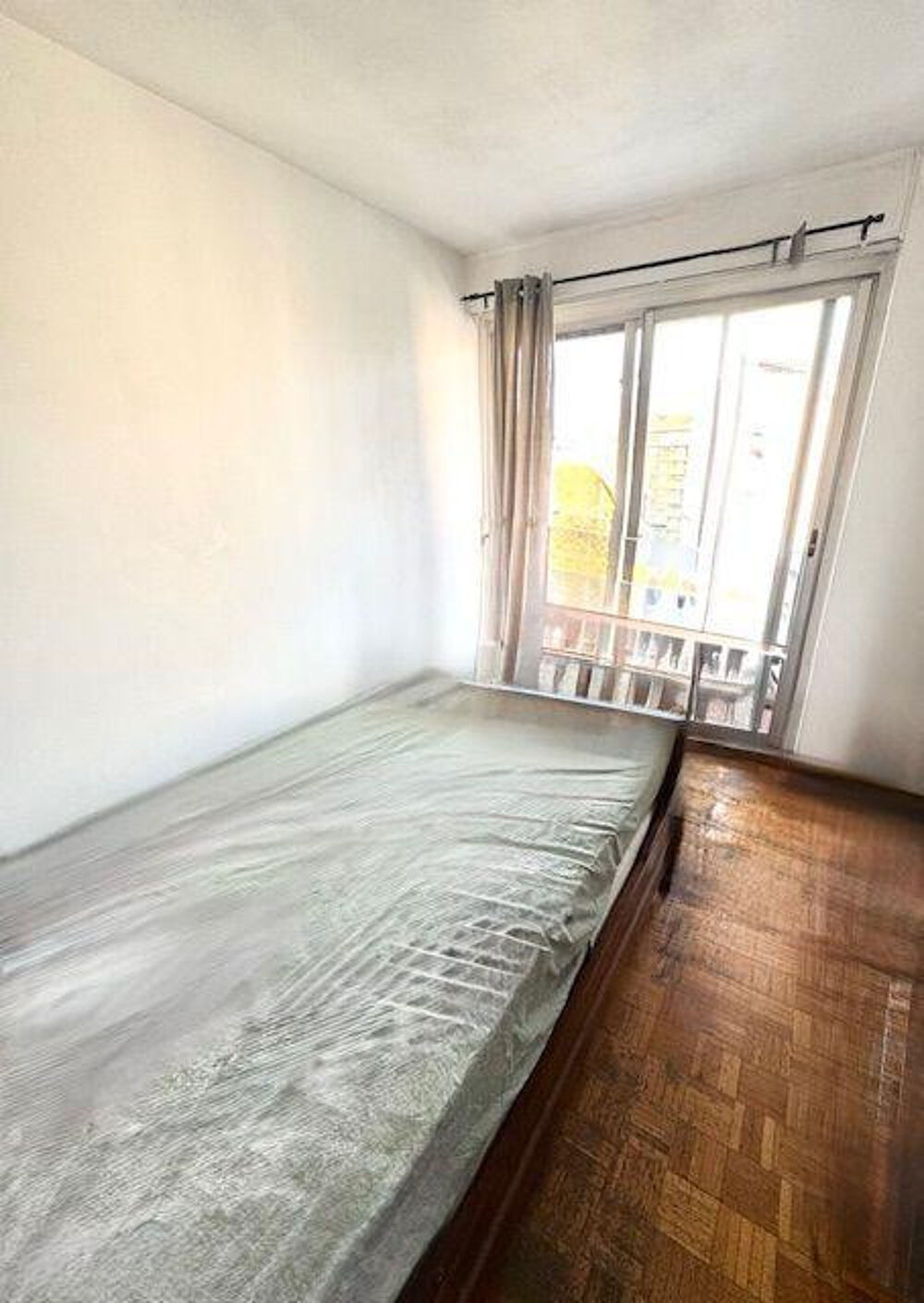 Location Appartement Joli T2 35m2 Haut de Breteuil Marseille 6