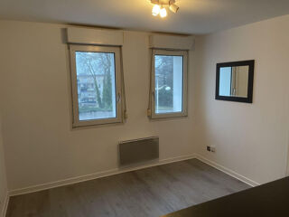  Appartement à louer 2 pièces 28 m²