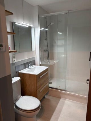  Appartement à louer 2 pièces 40 m²