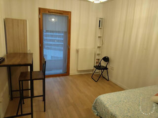  Appartement à louer 4 pièces 65 m²